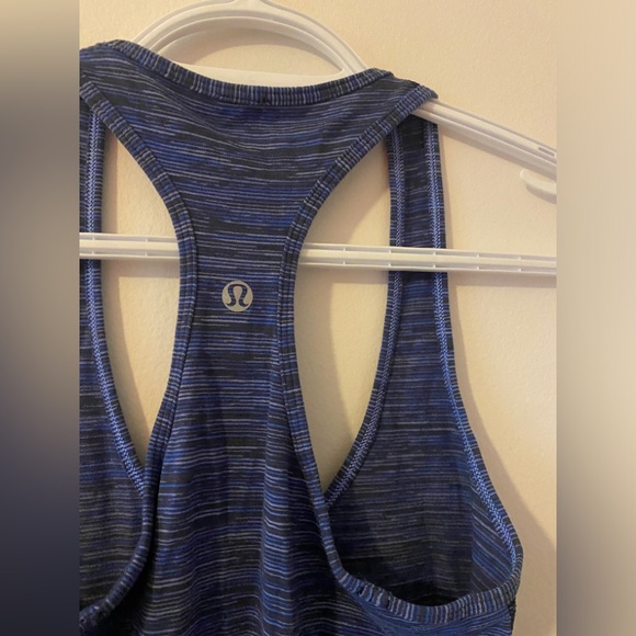 Lululemon Reversible Racerback Athletic Tank Top Heathered Blue Black Gray Sz 2 - Picture 5 of 5